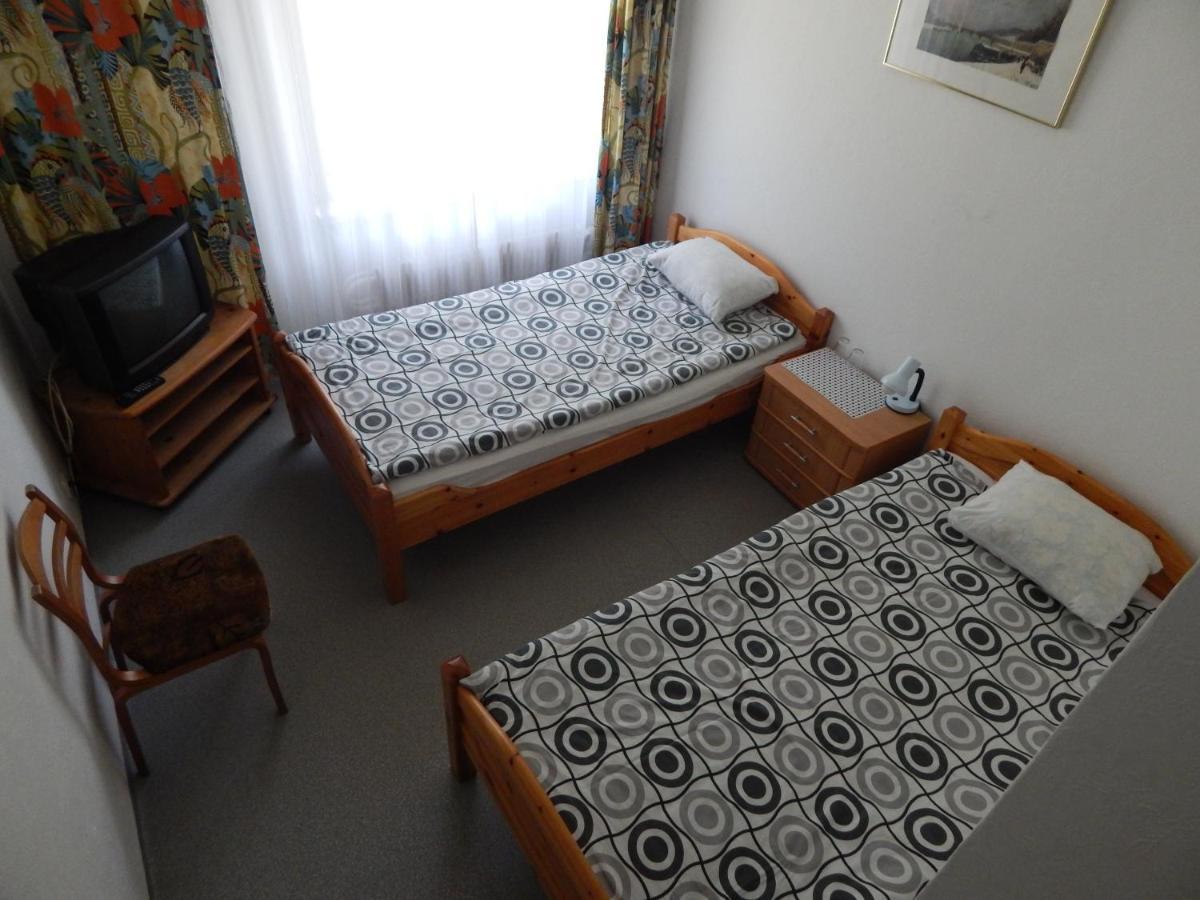 Motel Brencis Iecava Bagian luar foto